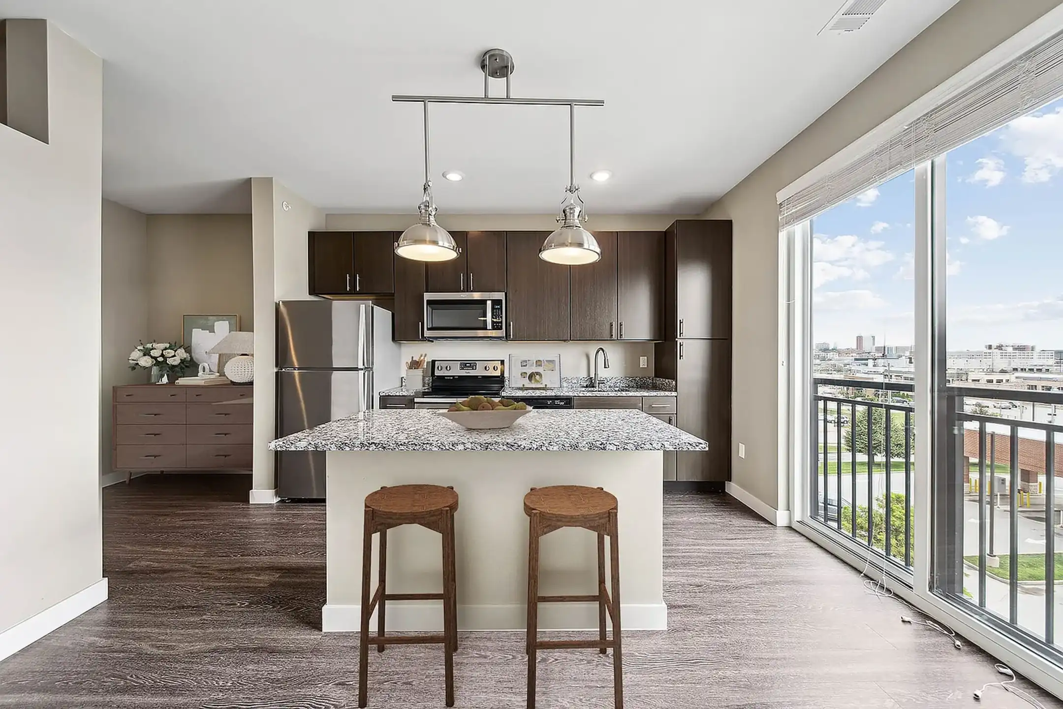 Chroma - 4041 Chouteau Ave - Saint Louis, MO | Rent.
