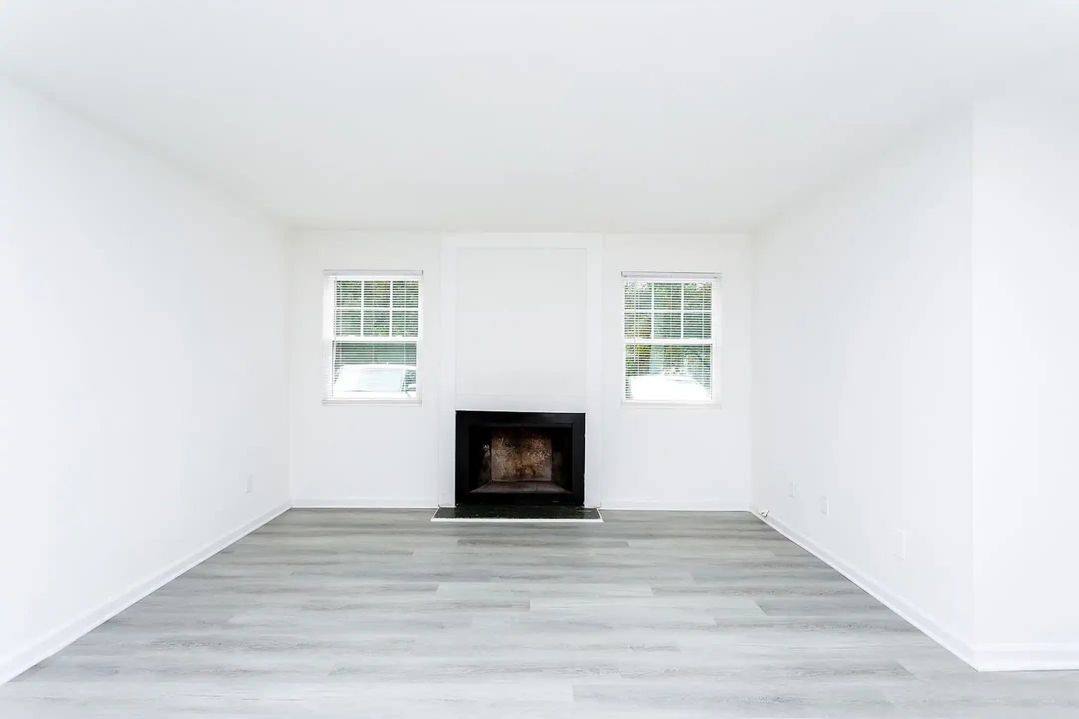 Adar at Golden Gate - 4900 Central Dr - Stone Mountain, GA | Rent.