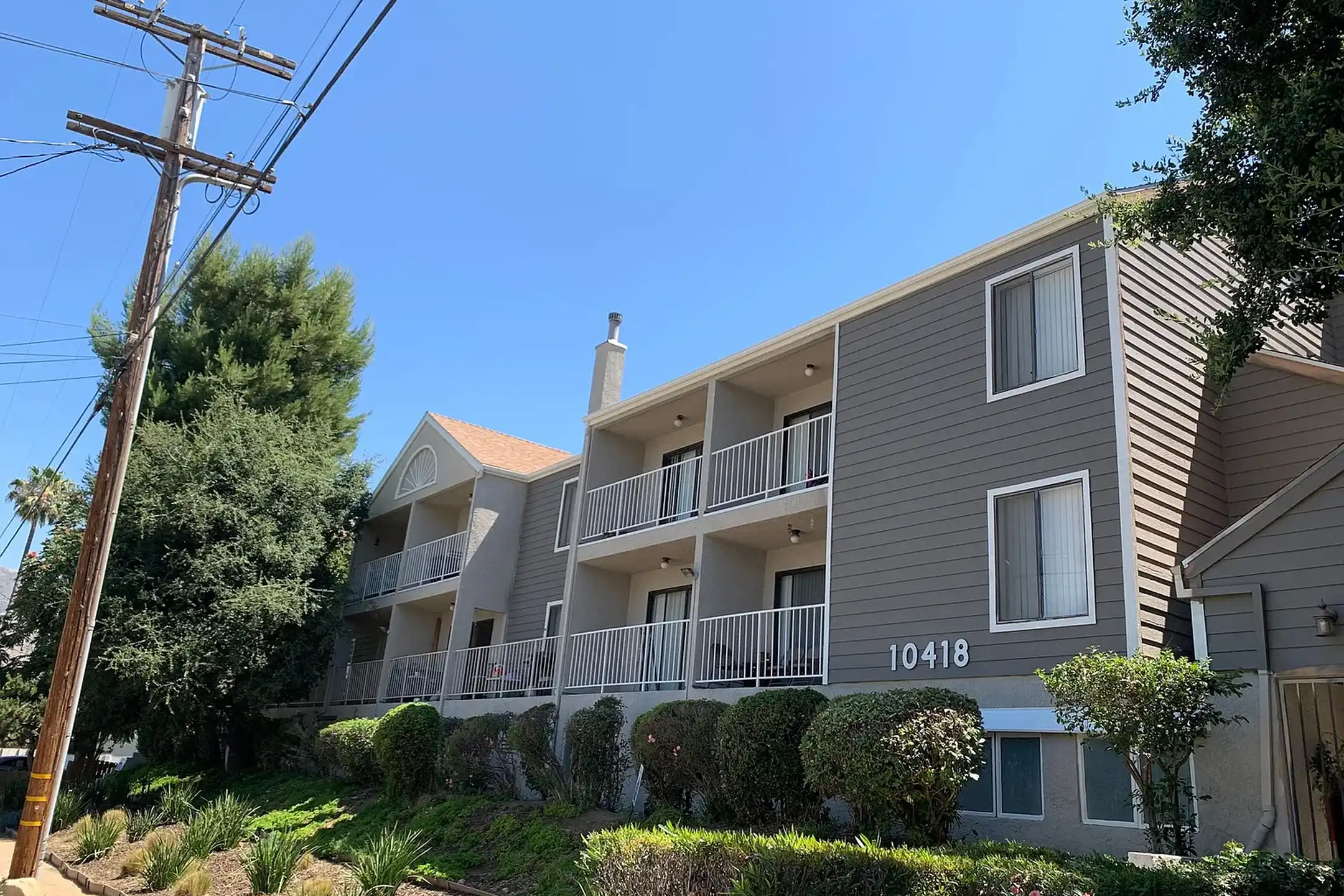 Scoville-10418 10418 Scoville Ave Sunland, CA