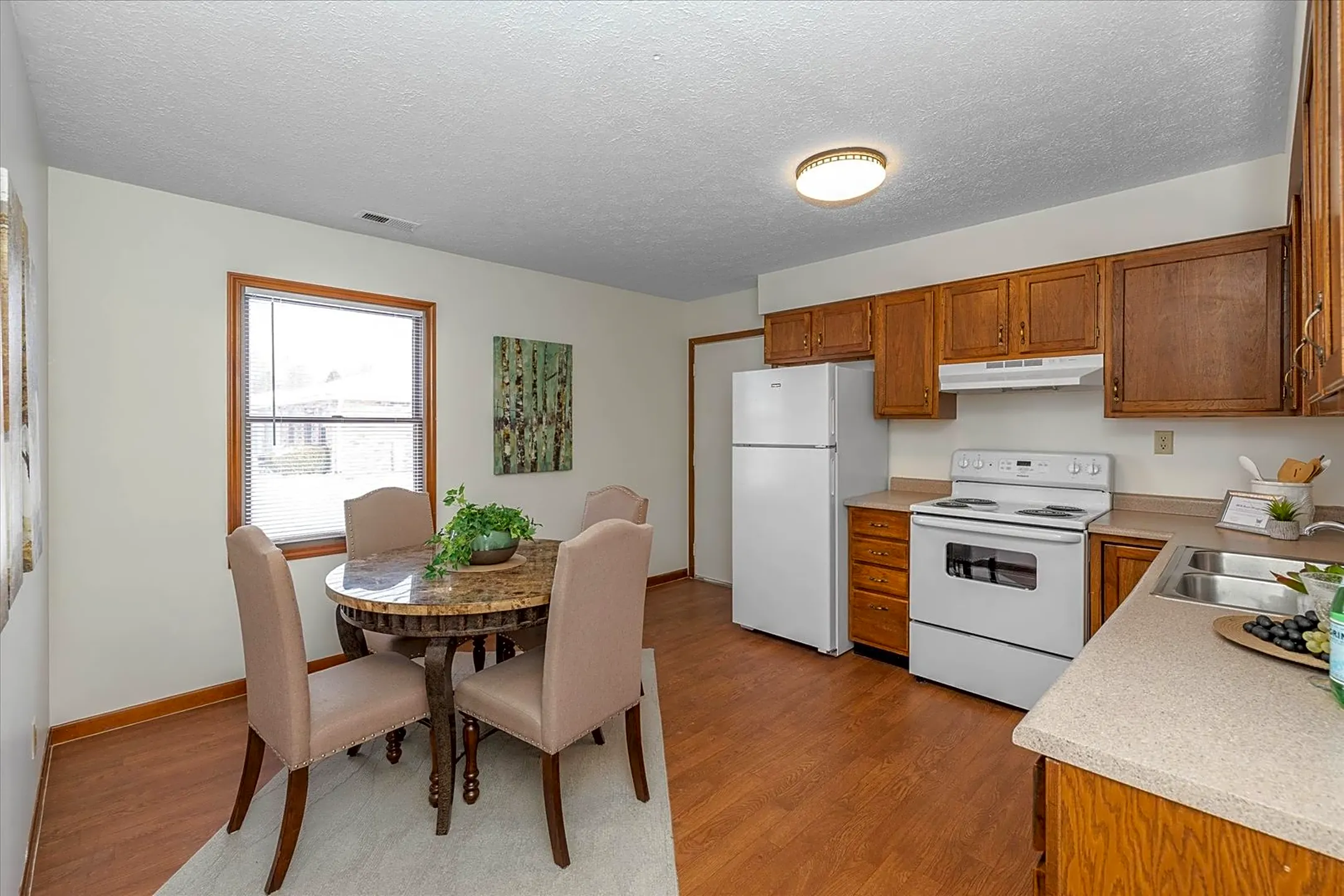 Parkside Apartments 1100 Holly Court Plainfield IN Rent Parkside Apartments 1100 Holly Court Plainfield IN Rent