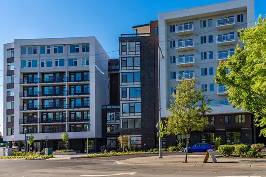 1 BEDROOM APARTMENTS FOR RENT IN REDMOND WA visual data 4