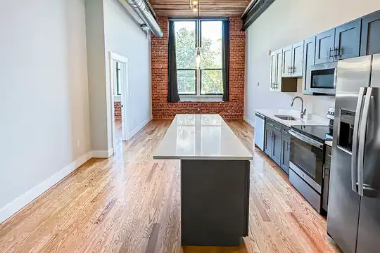 Apartments For Rent in Zip Code 01522 - 7 Apartments | Rent.com®