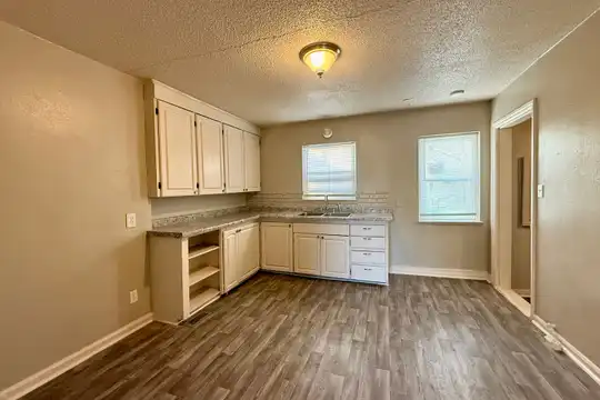 Houses For Rent in Zip Code 67218 - 24 Houses | Rent.com®
