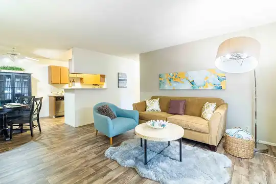 Apartments For Rent in Zip Code 95121 - 14 Apartments | Rent.com®