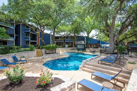  295 Co Rd 138 unit 11-102 - Hutto, TX 