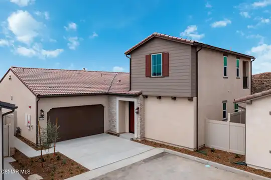 Houses For Rent in Zip Code 91354 - 33 Houses | Rent.com®