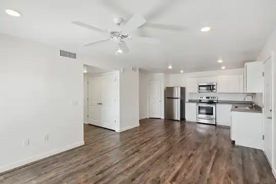 Apartments For Rent in El Mirage, AZ - 116 Apartments | Rent.com®
