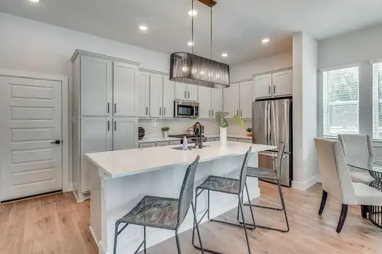 Houses For Rent in Arlington, TX - 1274 Houses | Rent.com®
