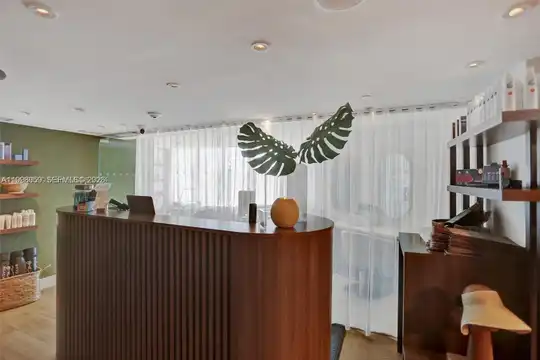 L'Appartement
Comfort Parka/ブラウン Sol38 by Liv - Laveen, AZ Apartments | Realtor.com®