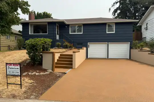 Houses For Rent in Zip Code 97302 - 16 Houses | Rent.com®