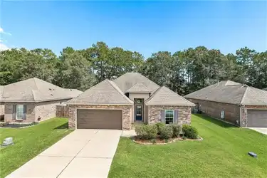 116 Meadow Spring Pl - Covington, LA | Rent.