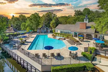 maaです。 MAA Oak Grove - 1900 Centre Pointe Blvd - Tallahassee, FL | Rent.