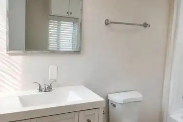8137 Arrow Route - Rancho Cucamonga, CA | Rent.