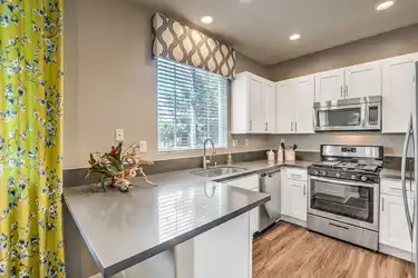 Signature Point - 13006 Signature Point - San Diego, CA | Rent.