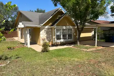 8379 Rimline Dr - San Antonio, TX | Rent.