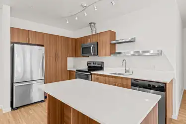 Stack House - 1280 Harrison St - Seattle, WA | Rent.