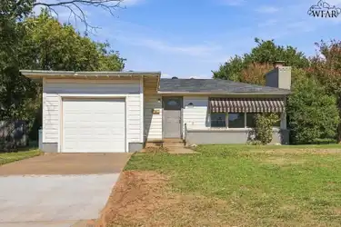 1566 Carol Ln - Wichita Falls, TX | Rent.