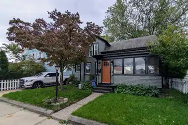 291 Benefit St - Pawtucket, RI | Rent.