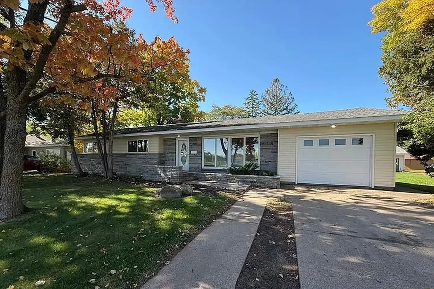 1353 15th Ave S - Saint Cloud, MN | Rent.