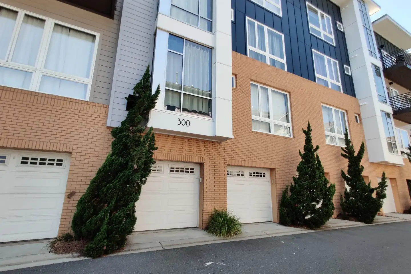 2200 Lyndhurst Ave - Charlotte, NC | Rent.