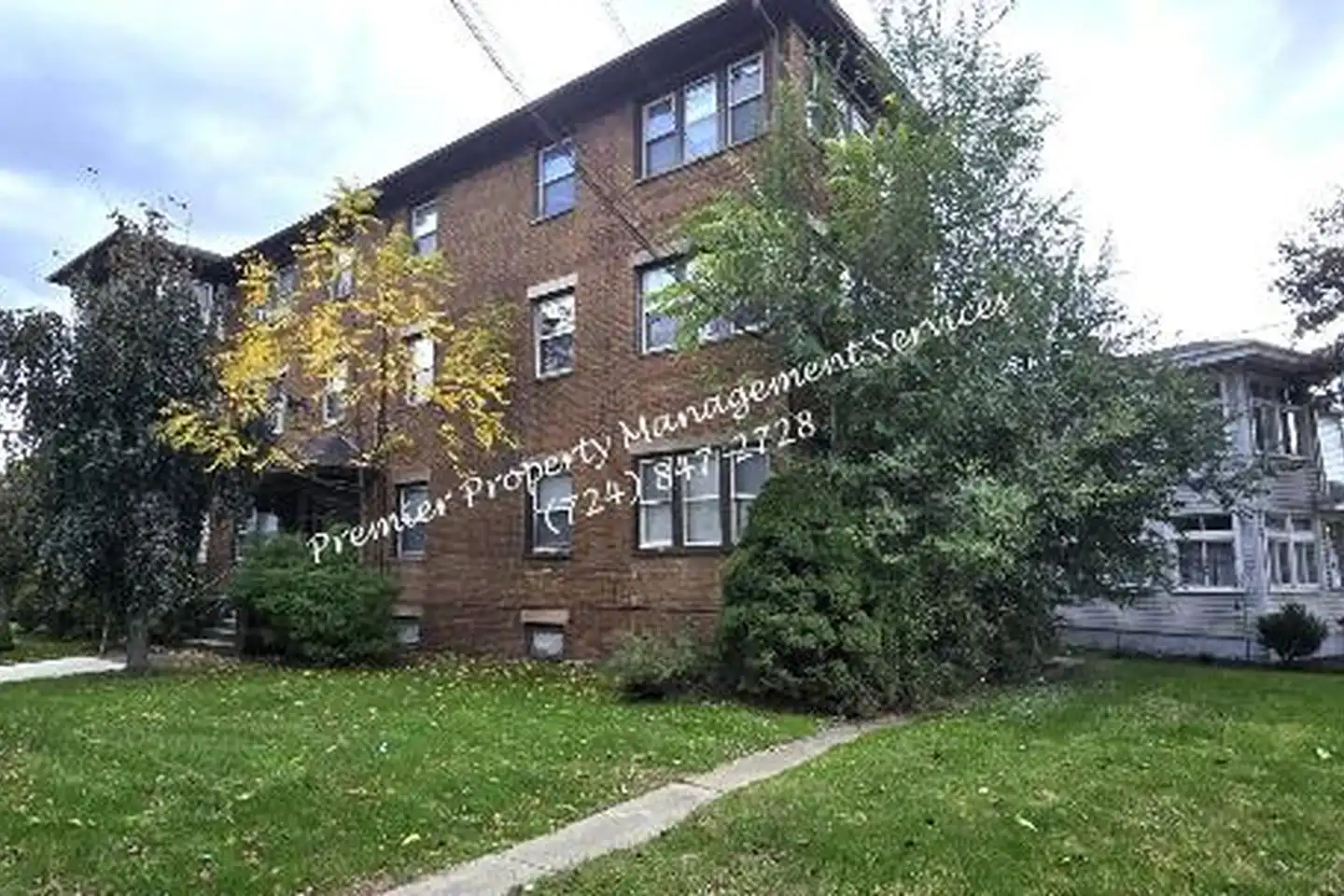 324 E Moody Ave - New Castle, PA | Rent.