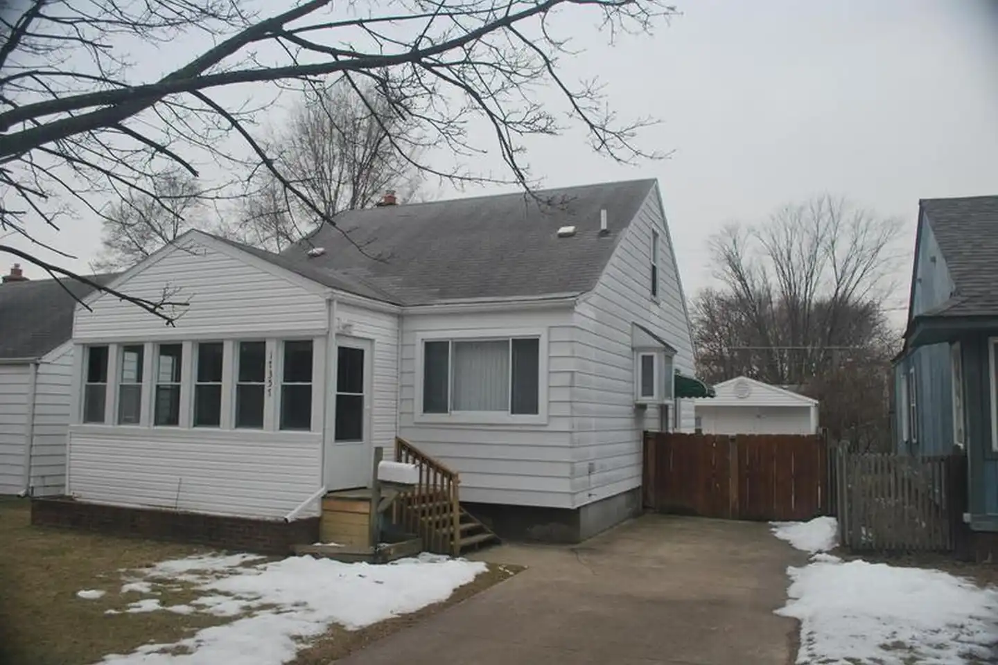 17357 Brady - Redford, MI | Rent.