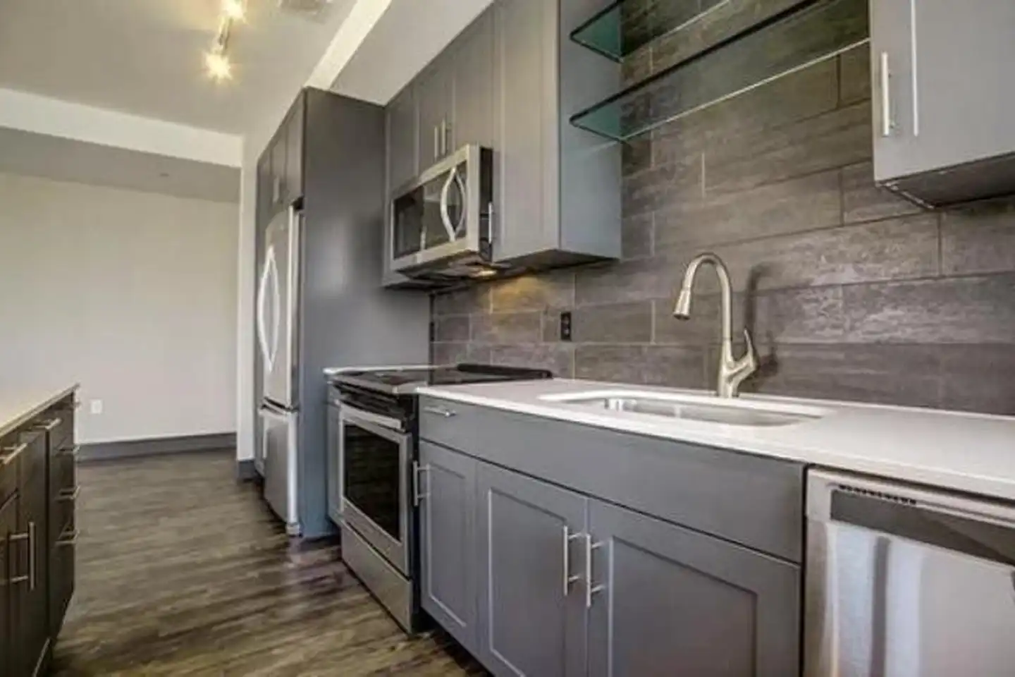 1900 Pacific Ave - Dallas, TX | Rent.