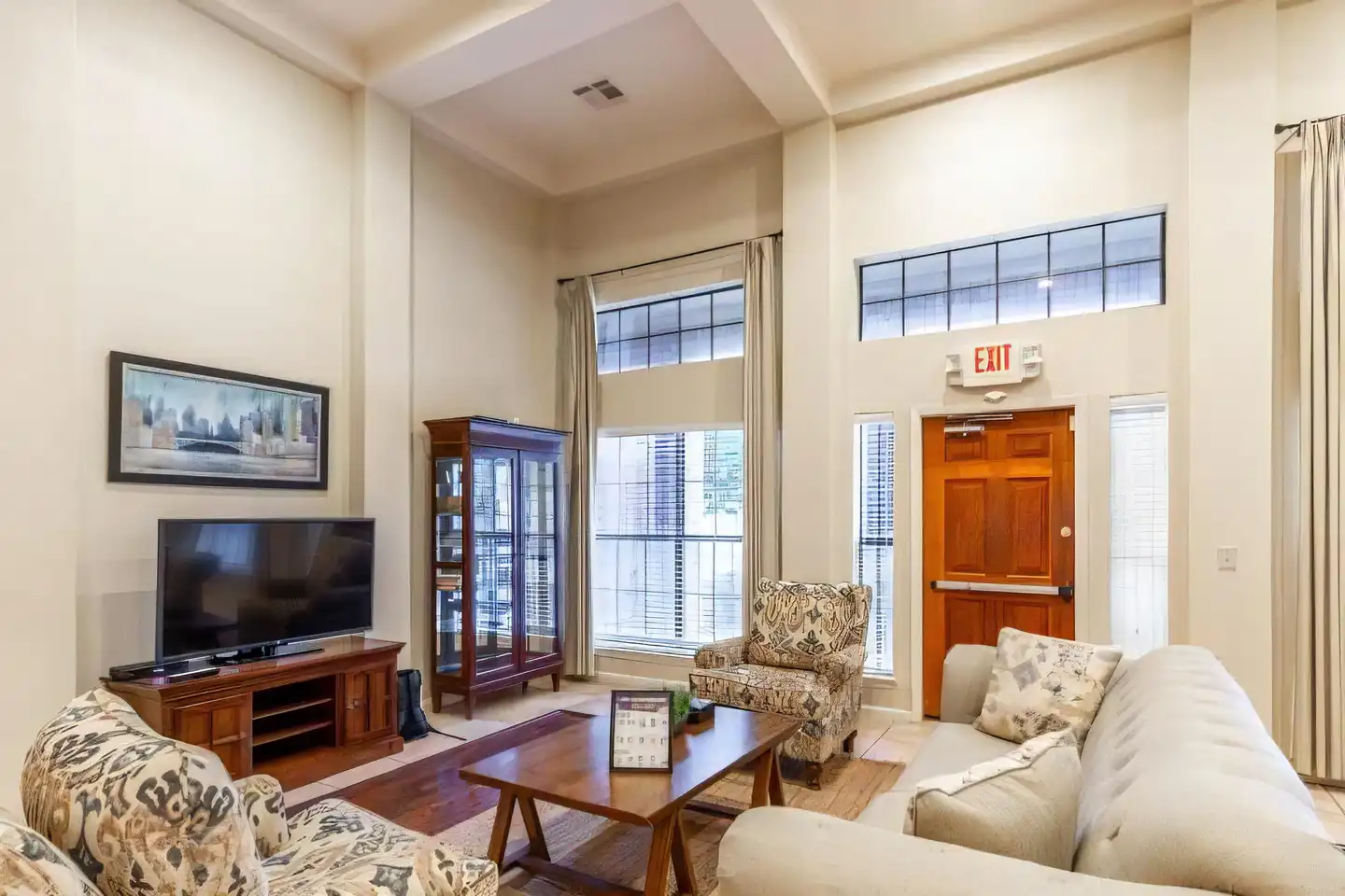 1212 N Masters Dr - Dallas, TX | Rent.