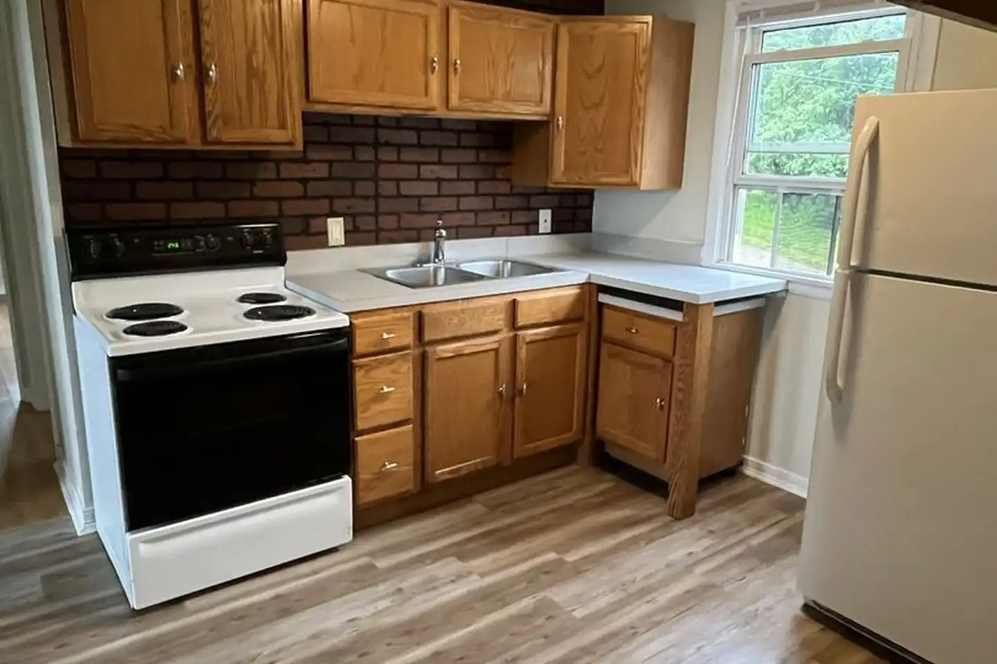 25 Sandy Shore Terrace unit 100 - Colchester, VT | Rent.