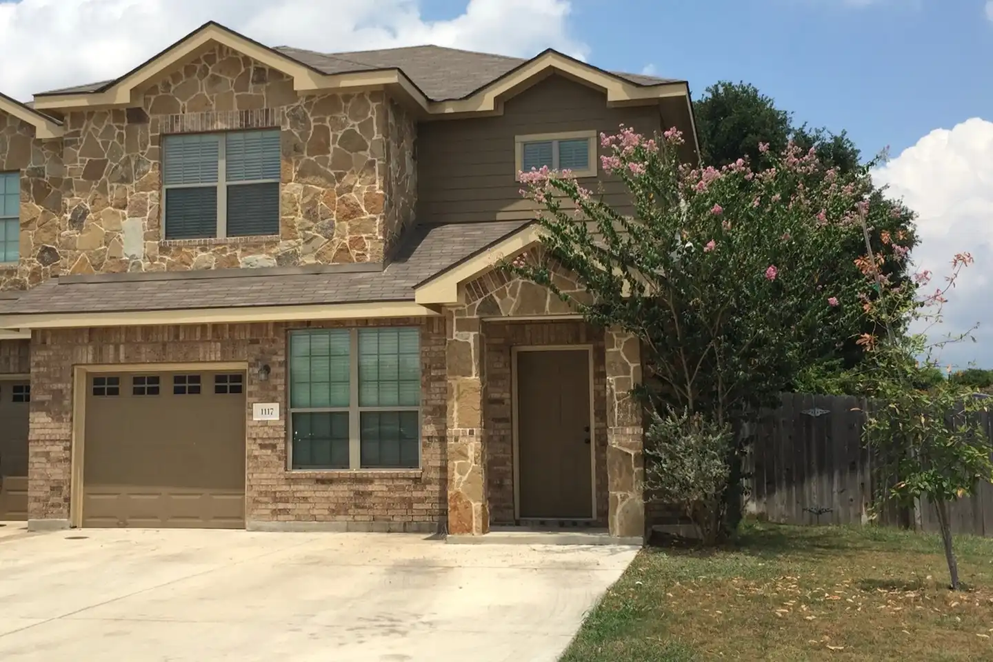 1117 Brown Rock Dr - New Braunfels, TX | Rent.