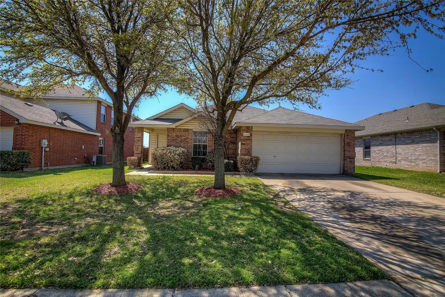 1105 Beaverwood Ln - Crowley, TX | Rent.