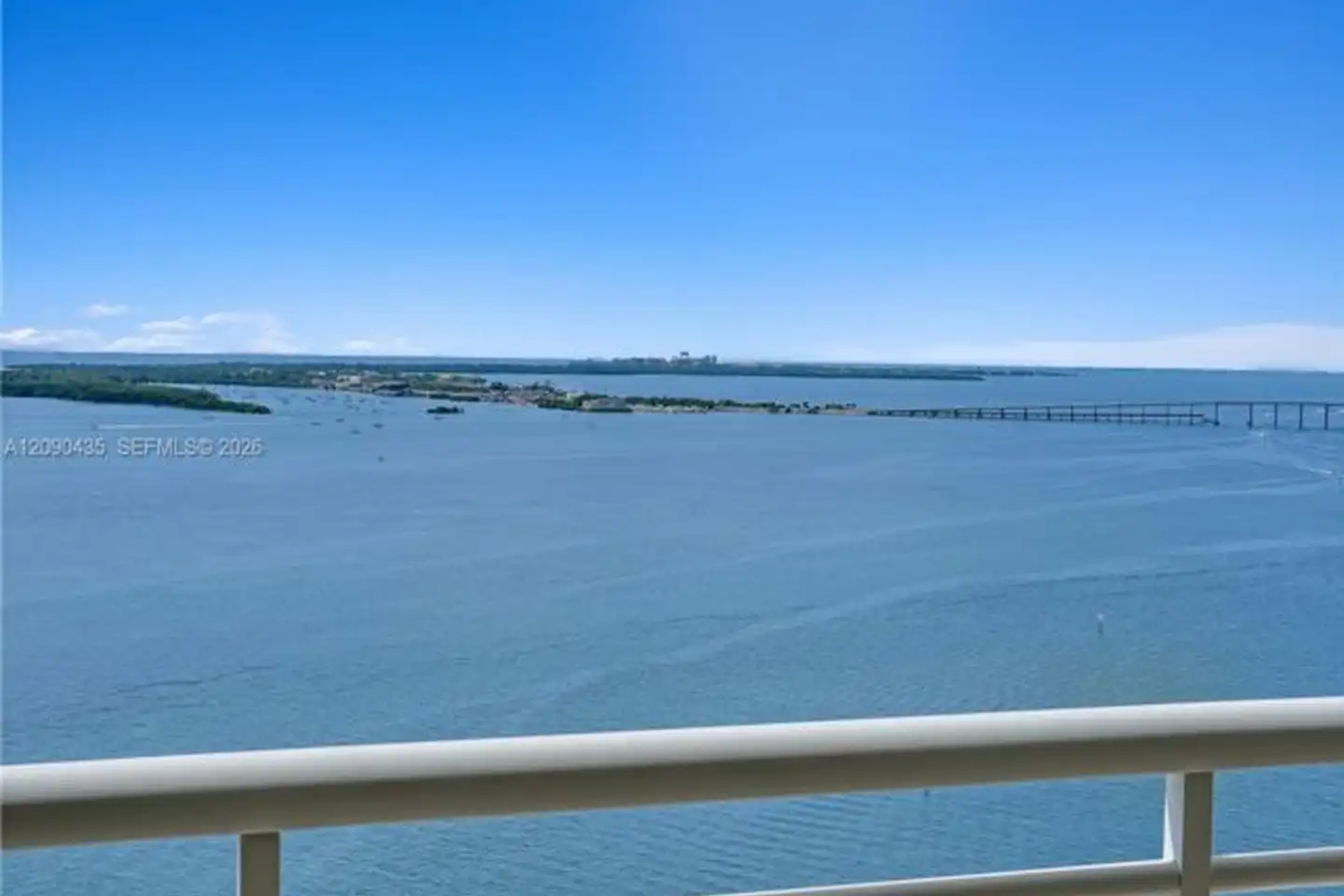 808 Brickell Key Dr - Miami, FL | Rent.