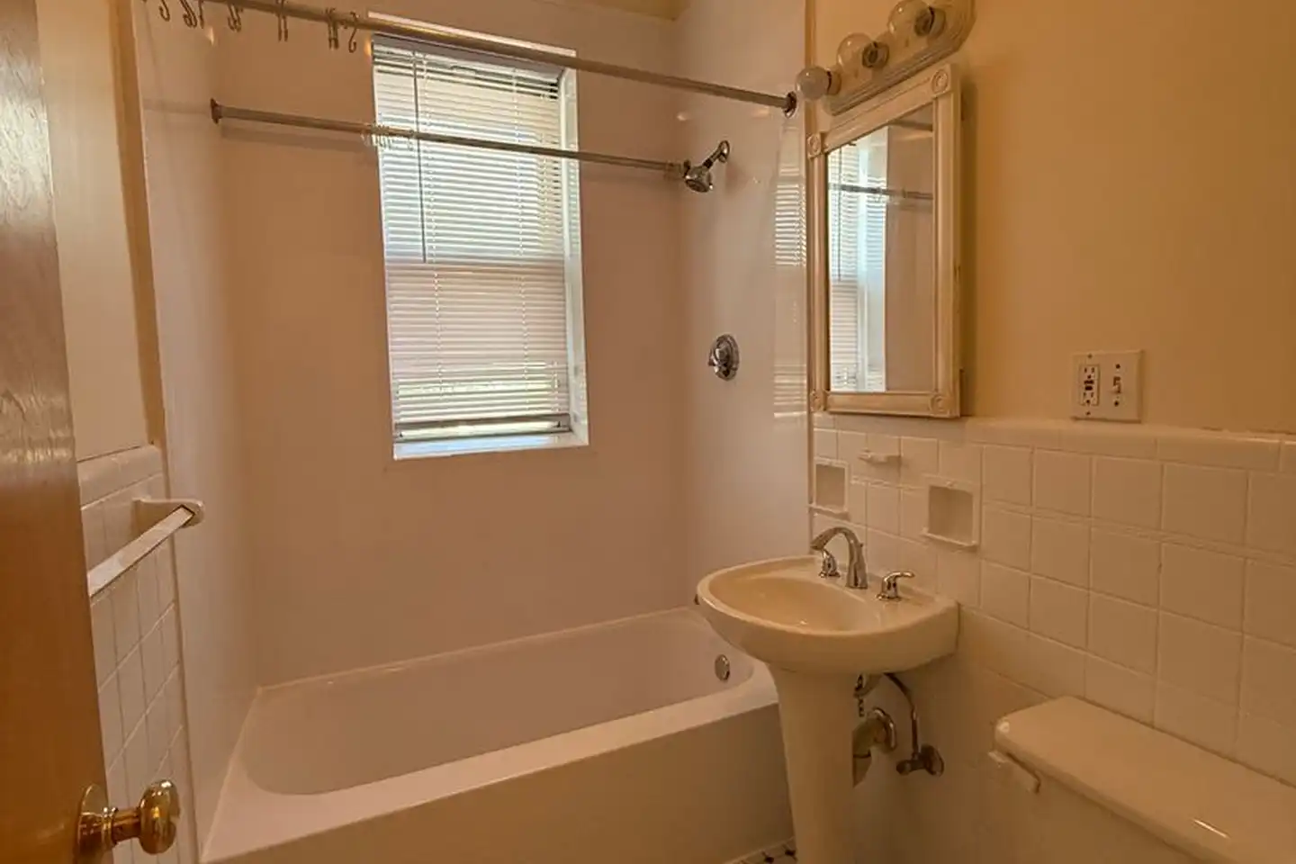 206 Chestnut Hill Ave - Boston, MA | Rent.