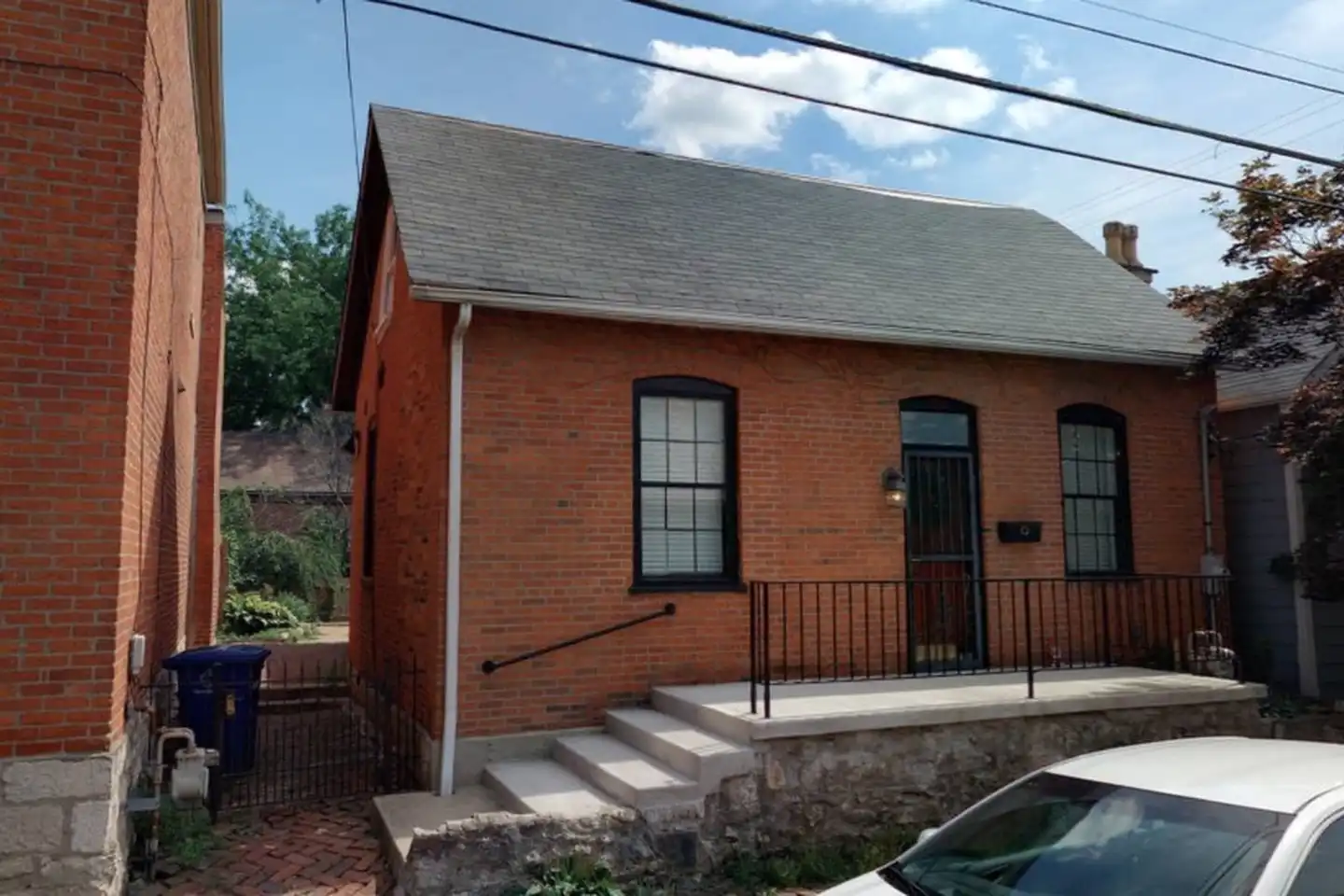 35 E Hoster St - Columbus, OH | Rent.