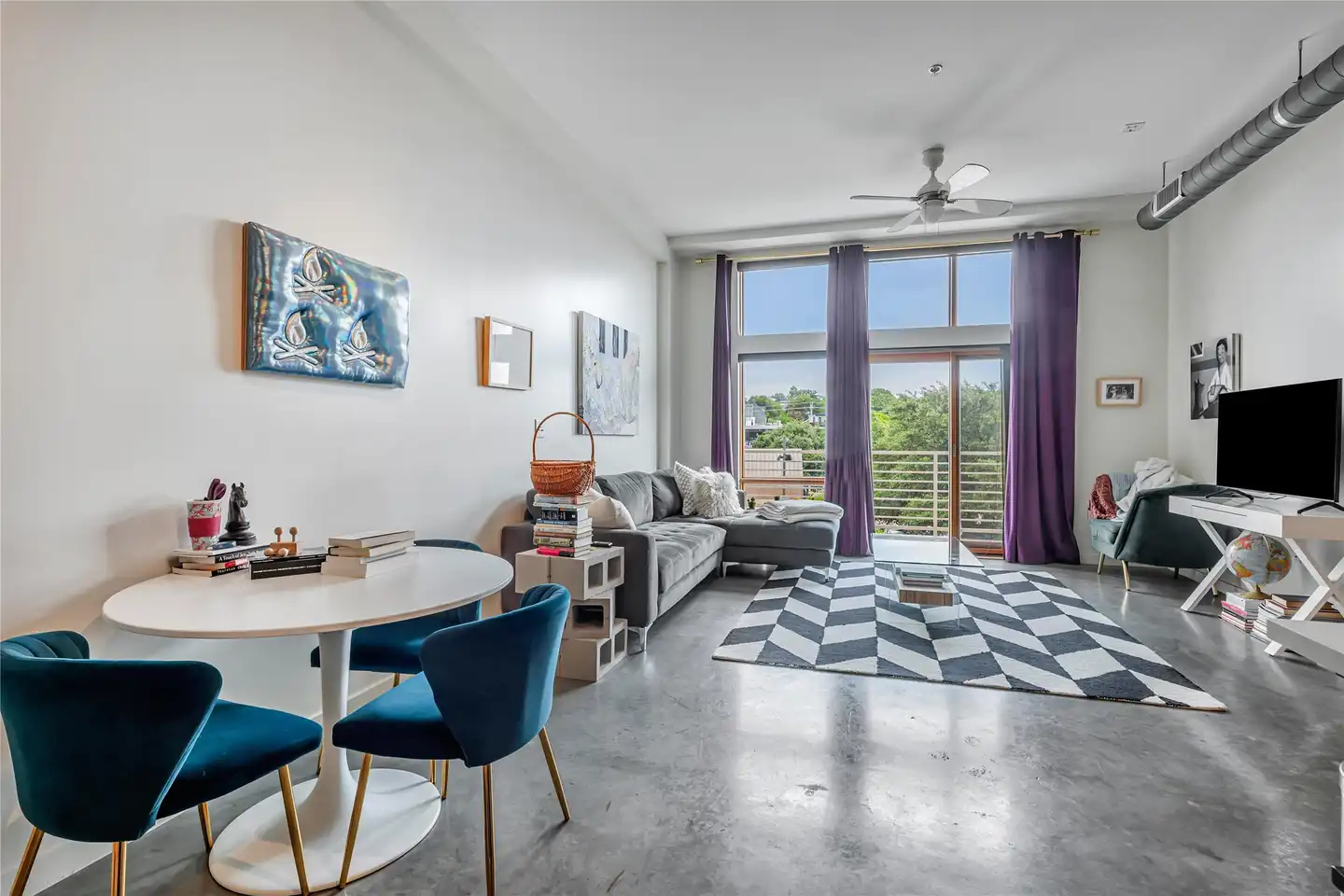 2124 E 6th St unit 305 - Austin, TX | Rent.