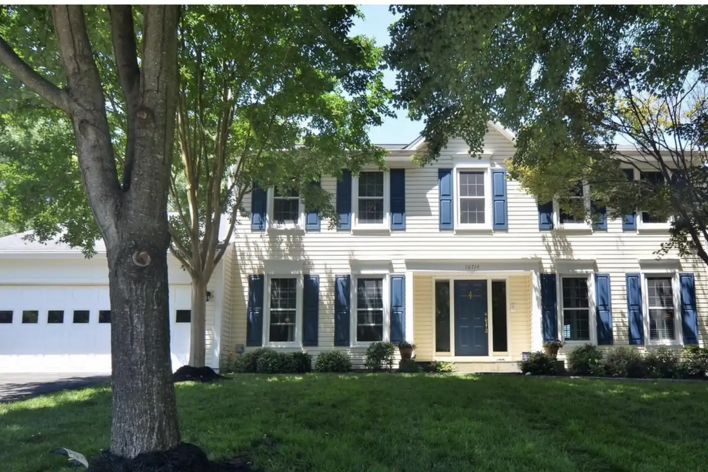 10714 Sugar Meadow Dr - Great Falls, VA | Rent.