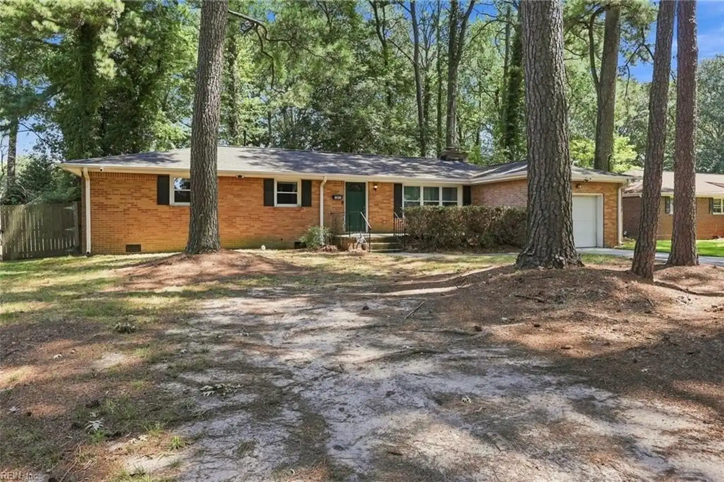 1041 Dulcie Ave - Virginia Beach, VA | Rent.