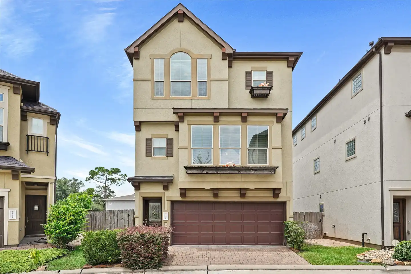 10020 Spring Shadows Park Cir - Houston, TX | Rent.