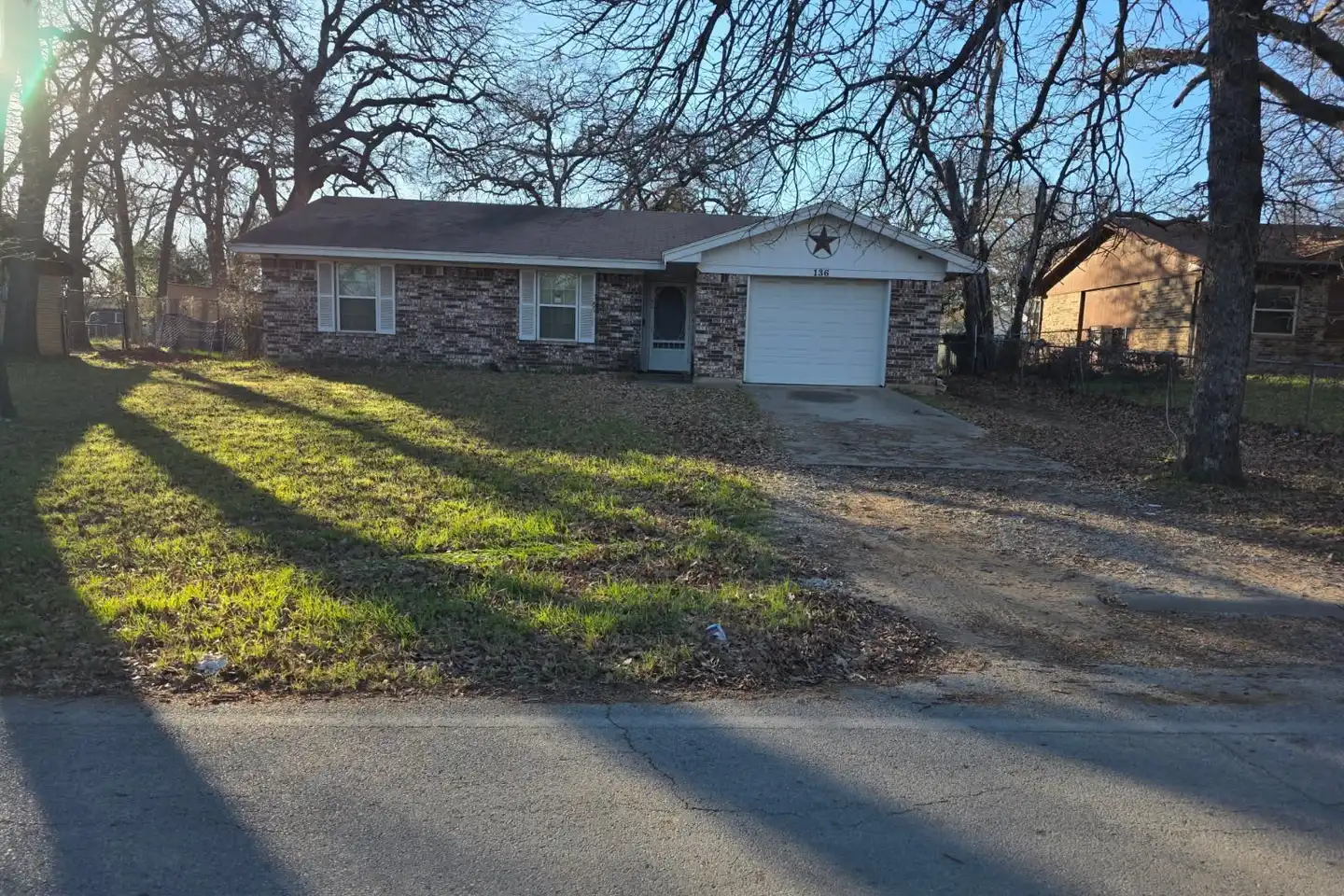 136 Richard Ln - Azle, TX | Rent.
