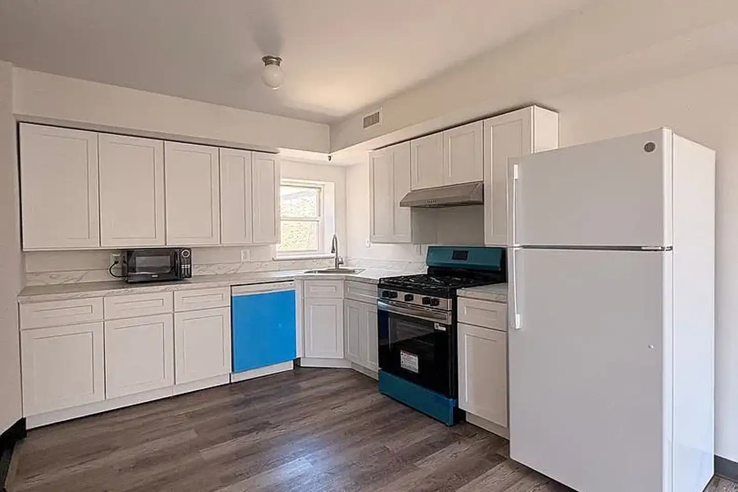 Cecil B Moore Apartments - 1600 N 16th St - Philadelphia, PA | Rent.