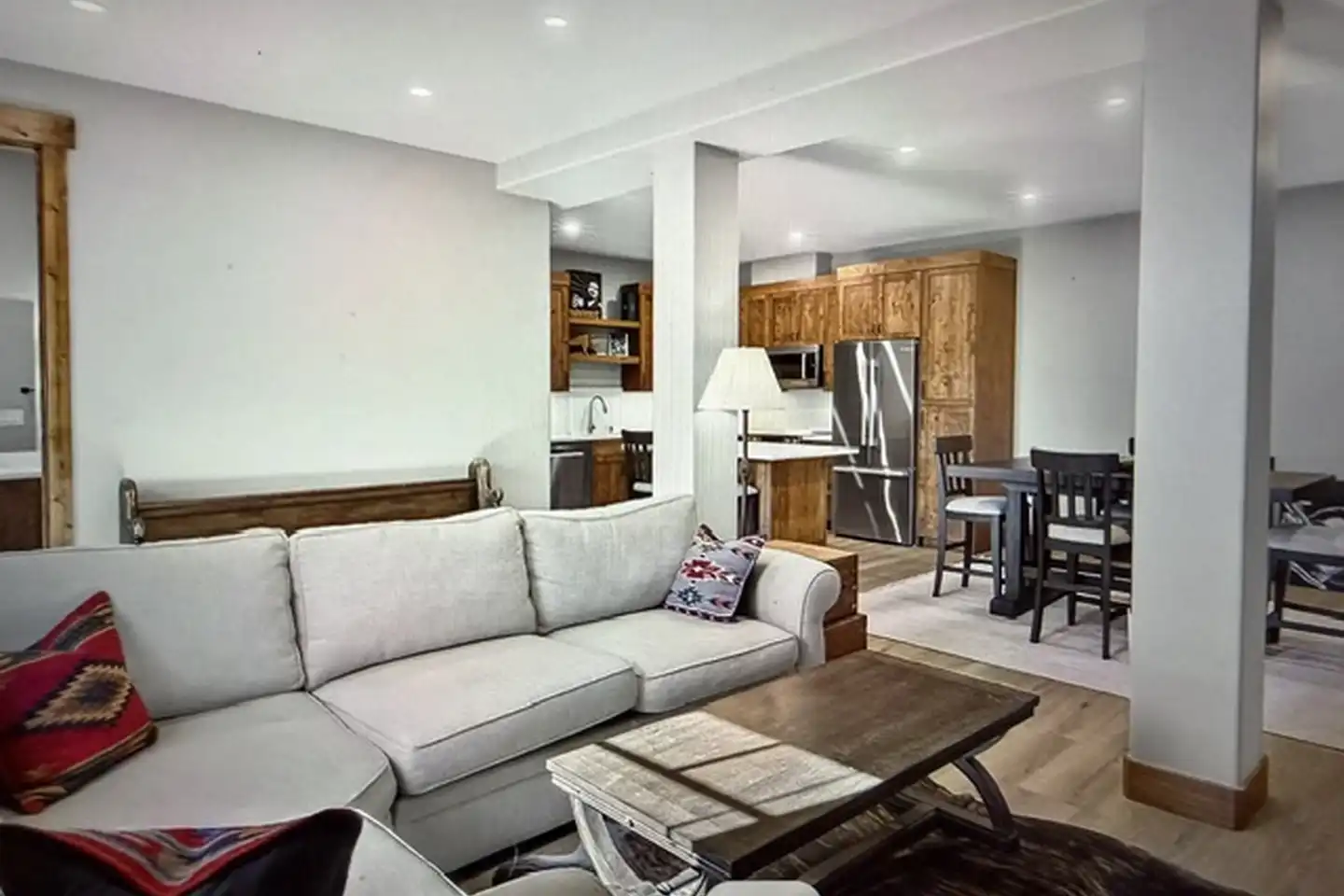 1083 Hernage Creek Rd - Eagle, CO | Rent.