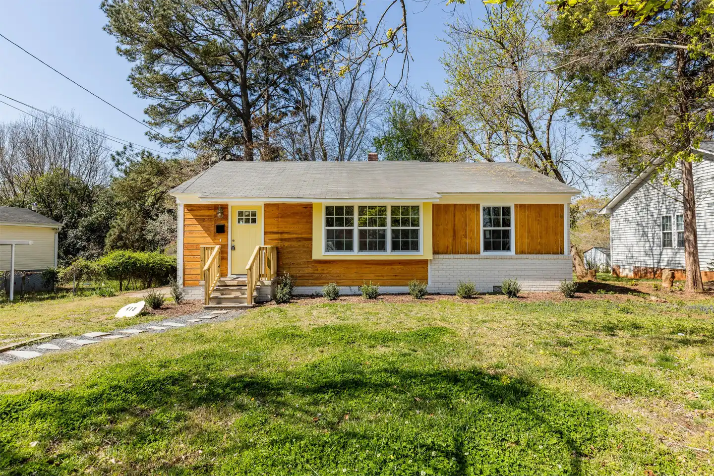 418 Lamont St - Raleigh, NC | Rent.