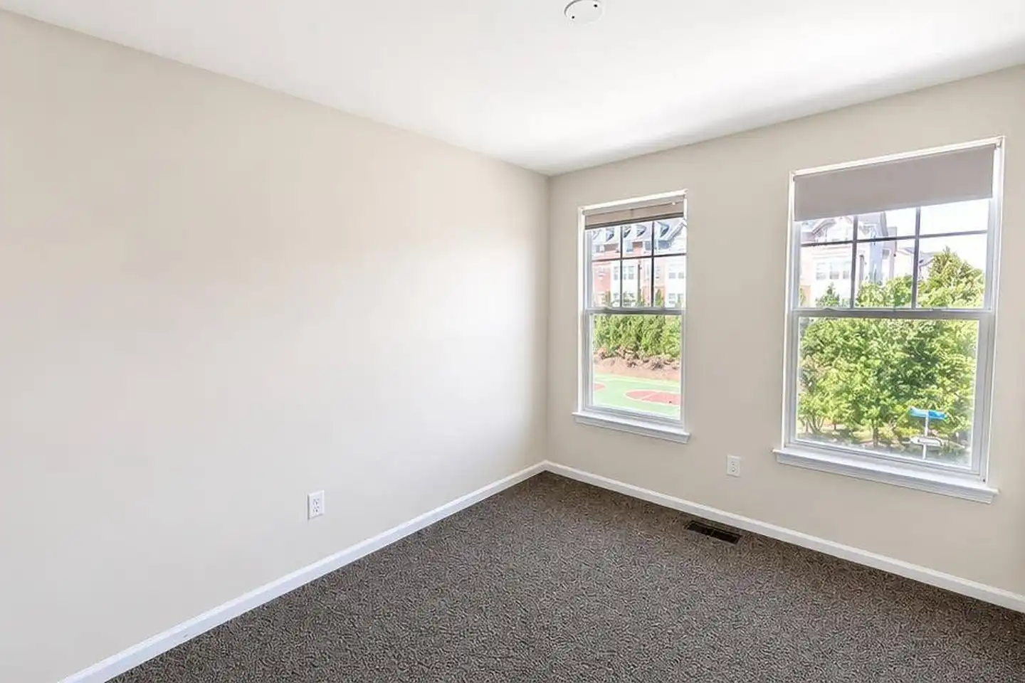25556 Palenza Terrace - Chantilly, VA | Rent.