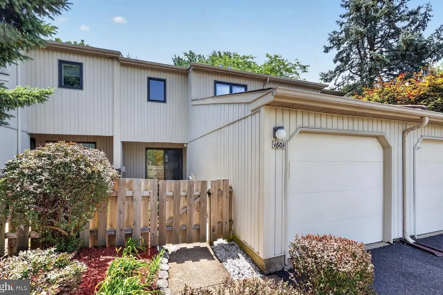 1601 Seneca Run - Ambler, PA | Rent.