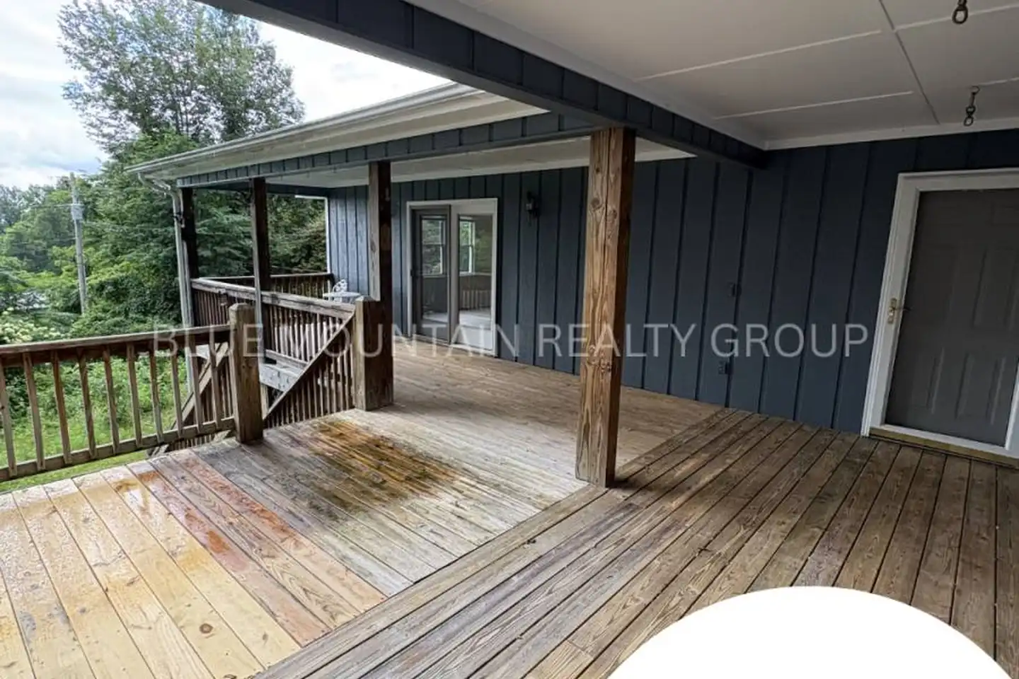 67 Vinewood Dr - Waynesville, NC | Rent.