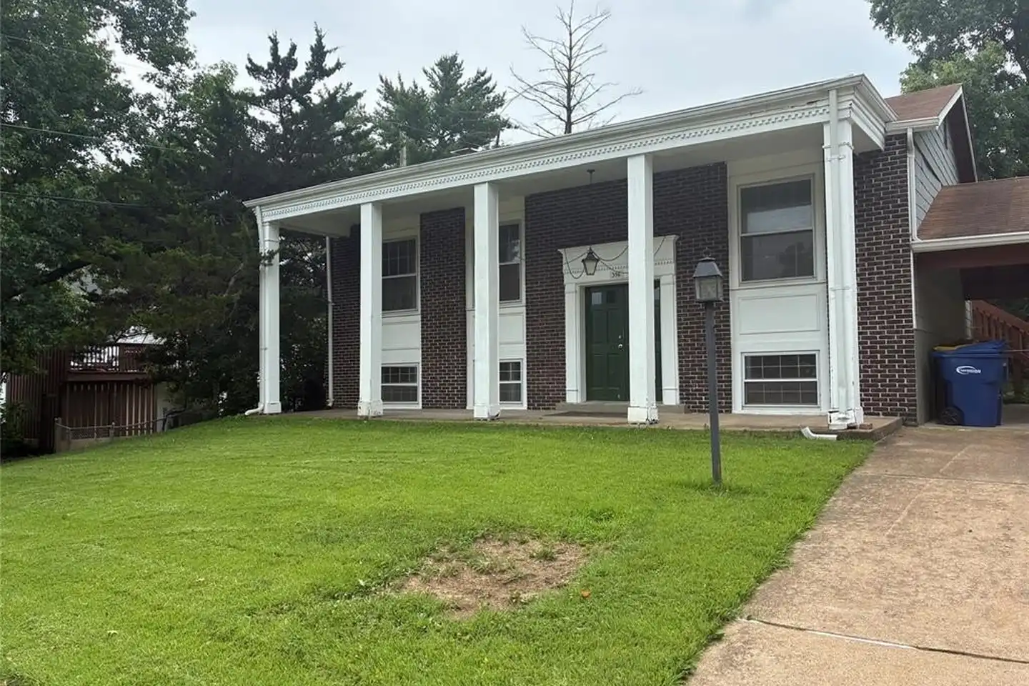 396 Genoa Dr - Ballwin, MO | Rent.
