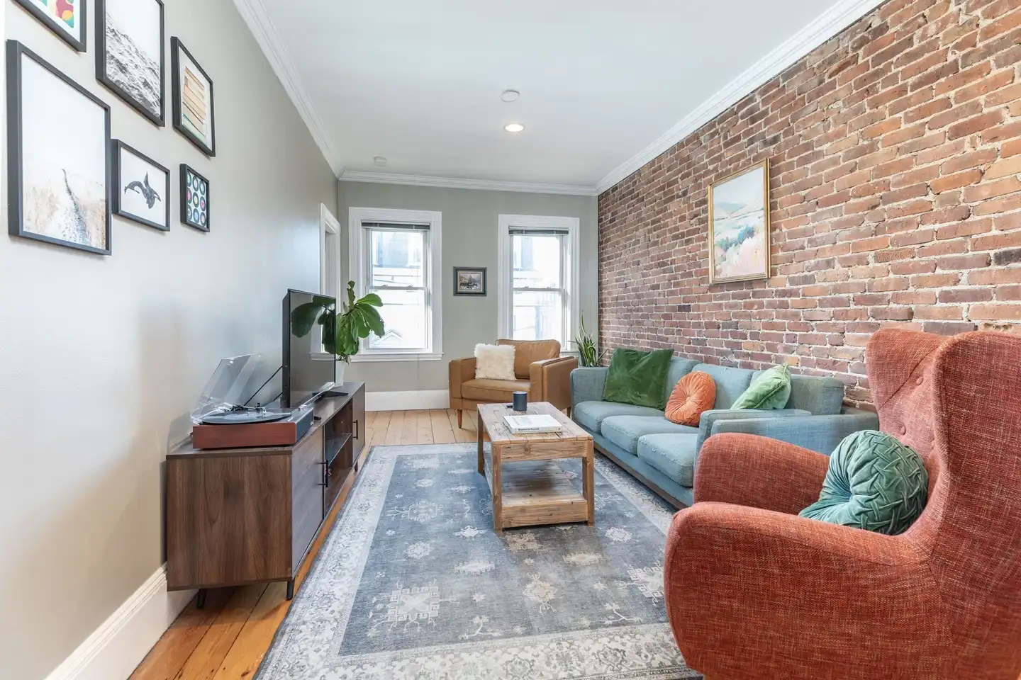 192 W Fifth St unit 2 - Boston, MA | Rent.
