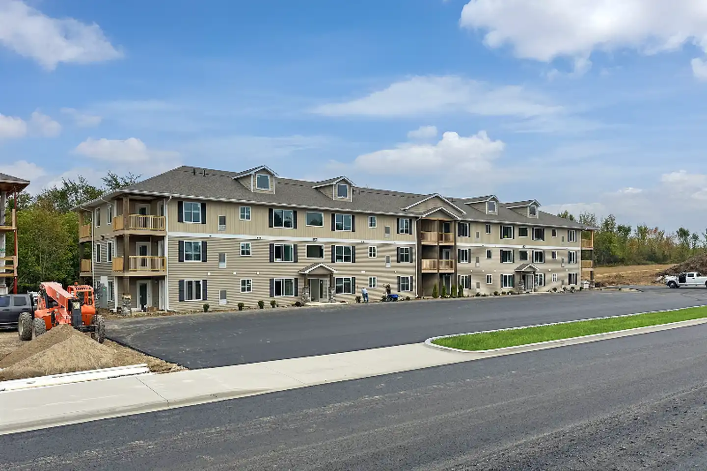 1215 Corporate Dr unit 105 - Adrian, MI | Rent.