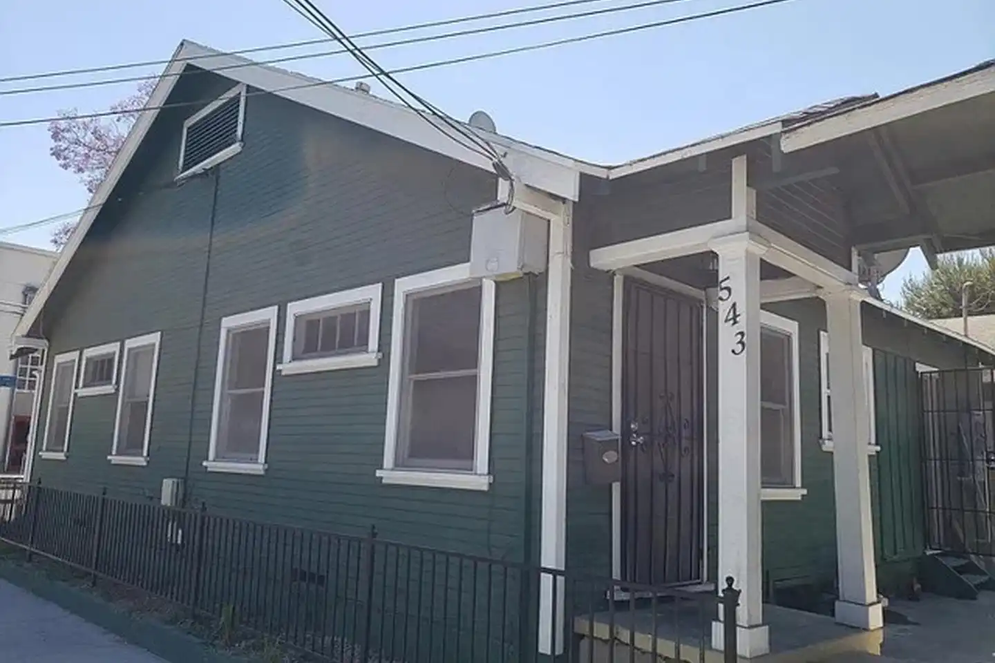 543 Cerritos Ave - Long Beach, CA | Rent.