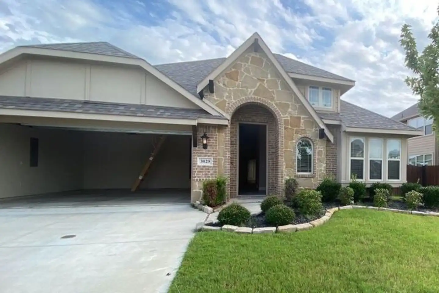 3029 Glenview Dr - Midlothian, TX | Rent.